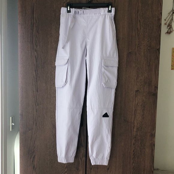 NWT ADIDAS Women’s Cargo Pants Size Small - Picture 9 of 11